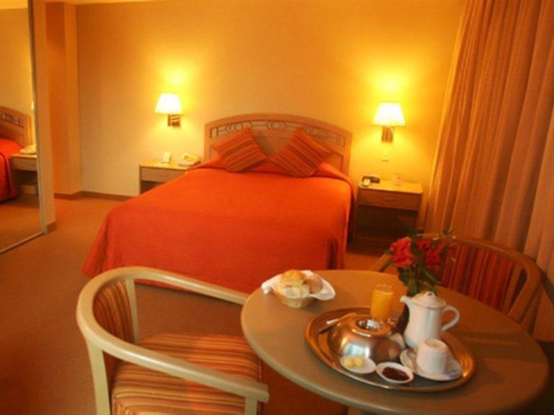 Del Pilar Miraflores Hotel ليما المظهر الخارجي الصورة