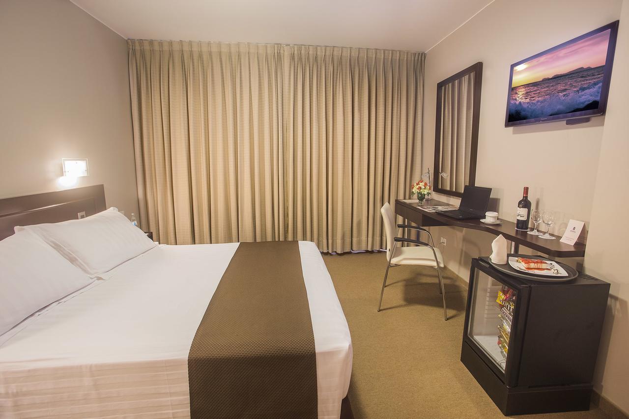 Del Pilar Miraflores Hotel ليما المظهر الخارجي الصورة