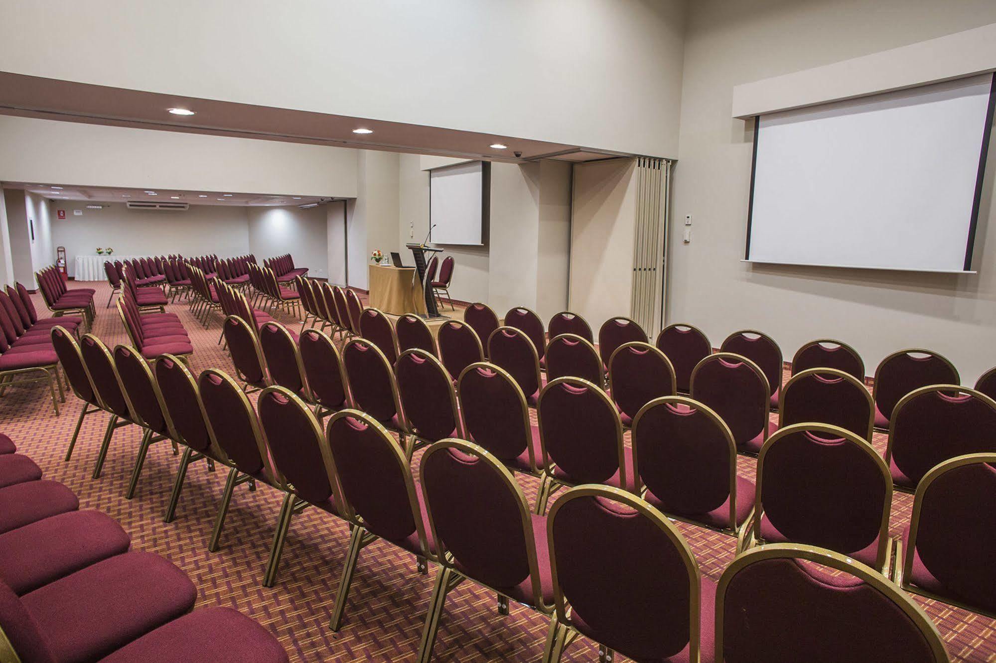 Del Pilar Miraflores Hotel ليما المظهر الخارجي الصورة